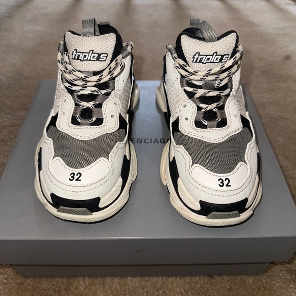 Balenciaga Triple S Kids - Picture 2 of 5